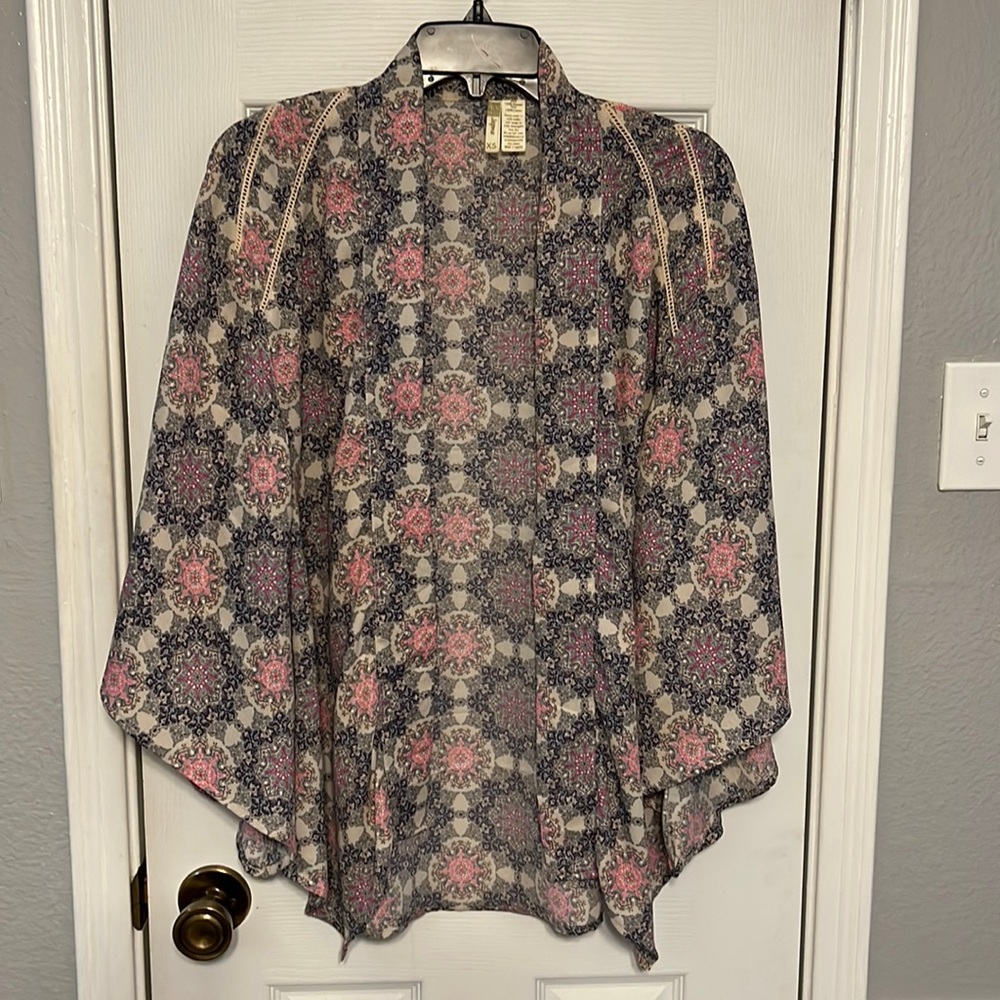 Short kimono